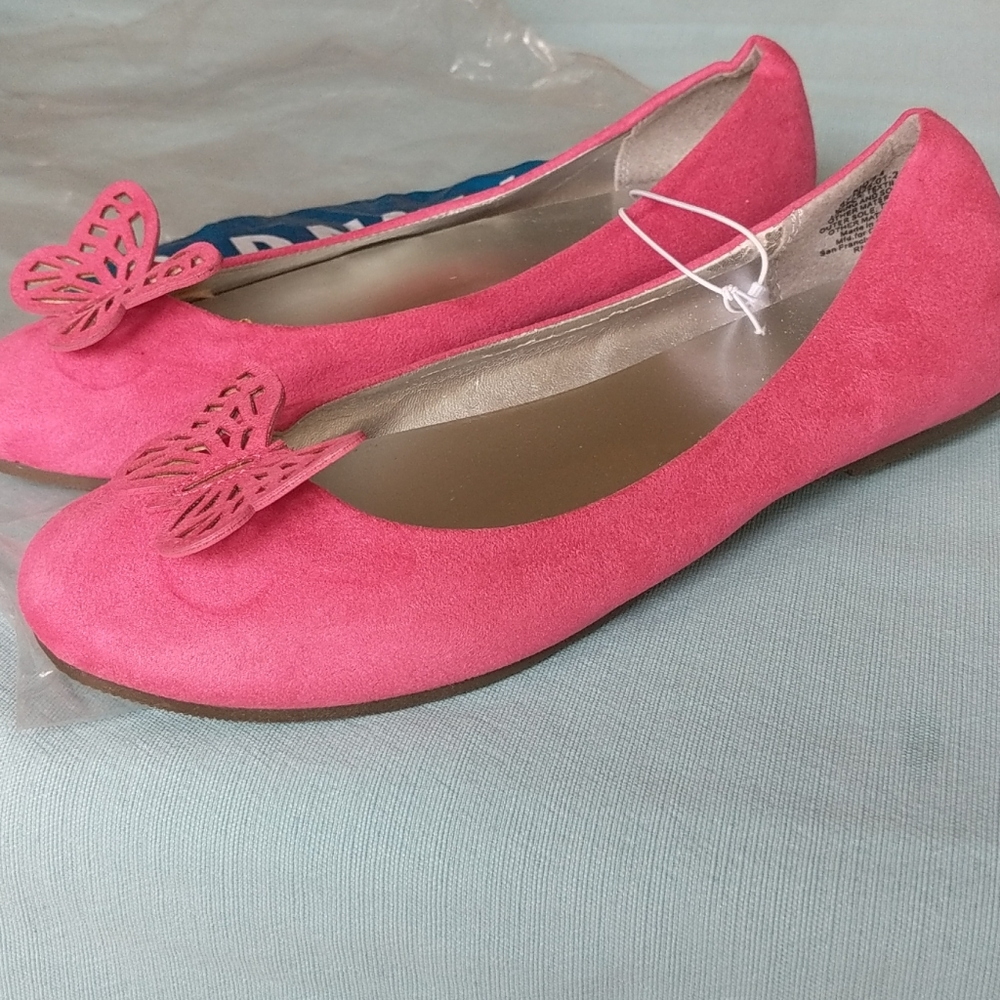 New Old Navy pink butterfly flats in a siz - Picture 3 of 5